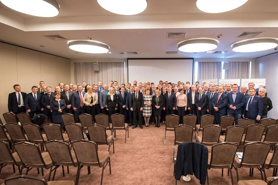 Obradowali małopolscy wójtowie, burmistrzowie i prezydenci - zdjęcie 10