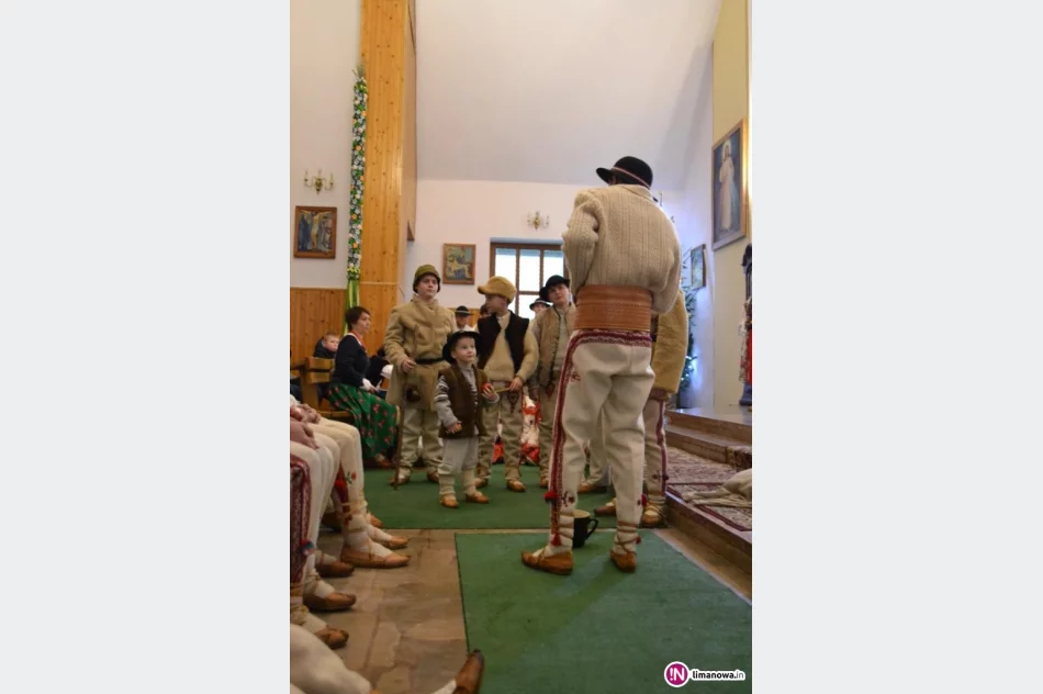 Tradycyjne kolędowanie z 'Zasadniokami' - zdjęcie 2