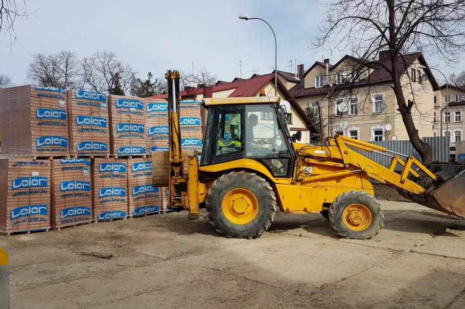 Trwa budowa nowego bloku - zdjęcie 5