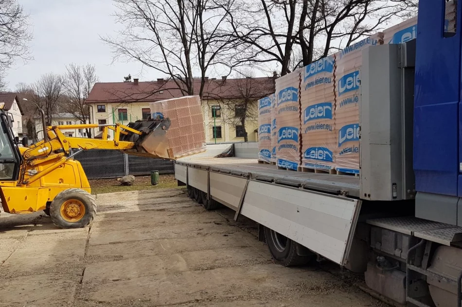 Trwa budowa nowego bloku - zdjęcie 6