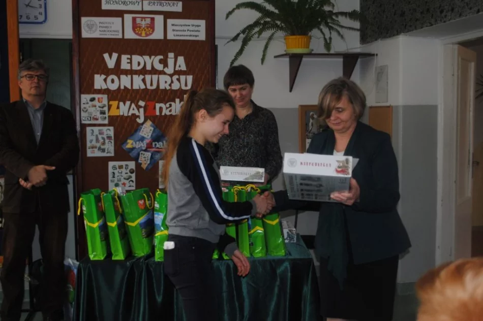 60 uczniów w konkursie historycznym "Znaj-znak" - zdjęcie 3