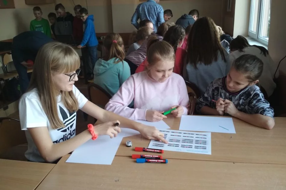 Uczyli się programować i sterować robotami - zdjęcie 7