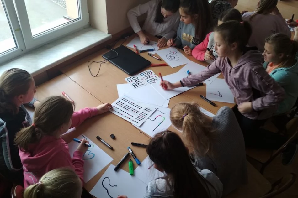 Uczyli się programować i sterować robotami - zdjęcie 8