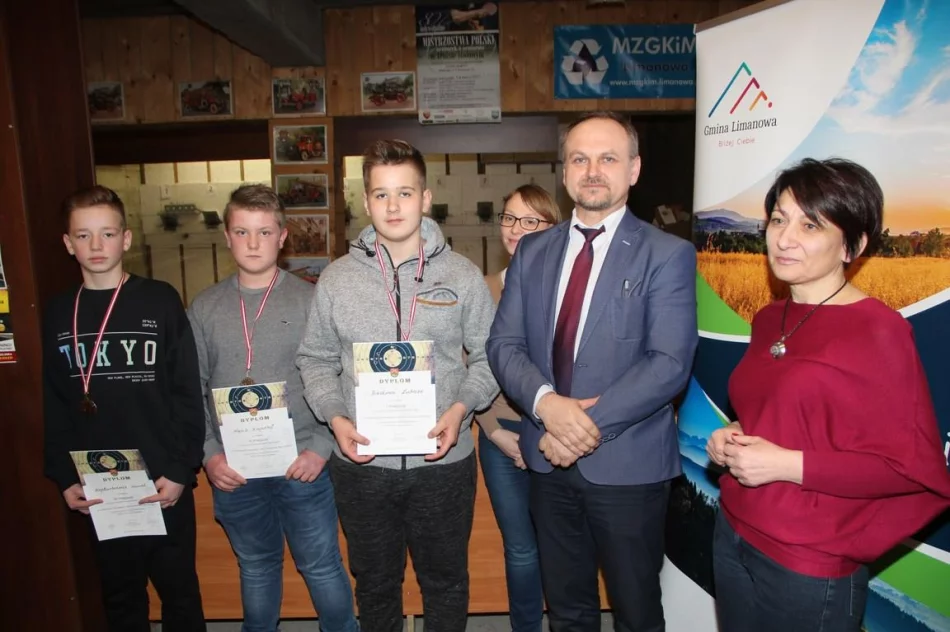 IV OTWARTE ZAWODY W STRZELECTWIE SPORTOWYM  - zdjęcie 3