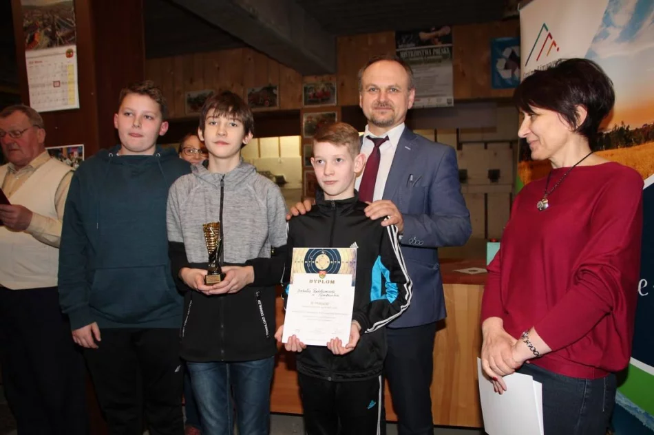 IV OTWARTE ZAWODY W STRZELECTWIE SPORTOWYM  - zdjęcie 17