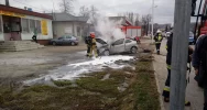 Przy drodze wojewódzkiej spłonął samochód - zdjęcie 5