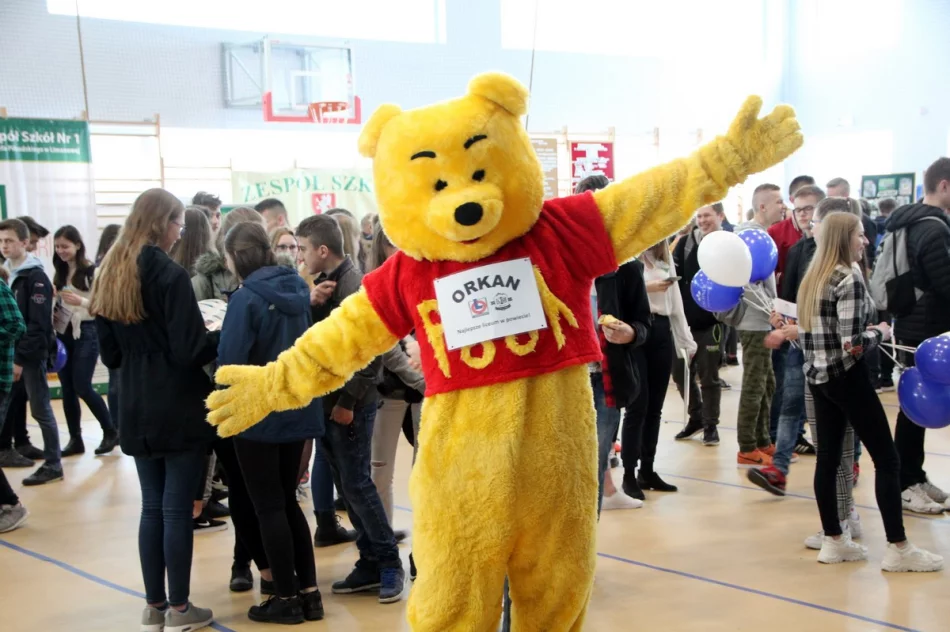 Powiatowe Targi Edukacyjne w ZSTiO - zdjęcie 19