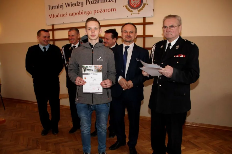 Gminny etap konkursu "Młodzież zapobiega pożarom" 2019 - zdjęcie 2