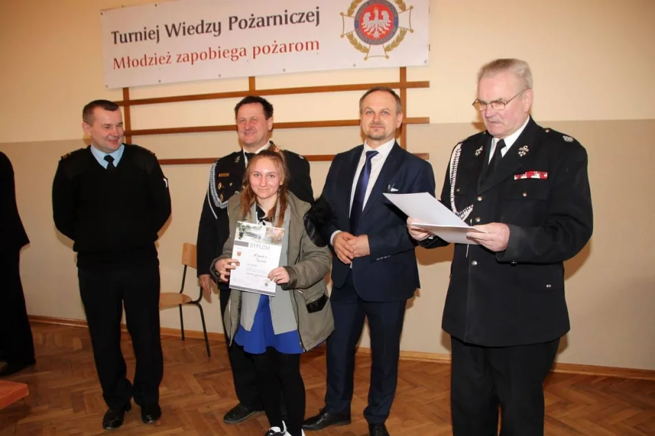 Gminny etap konkursu "Młodzież zapobiega pożarom" 2019 - zdjęcie 7