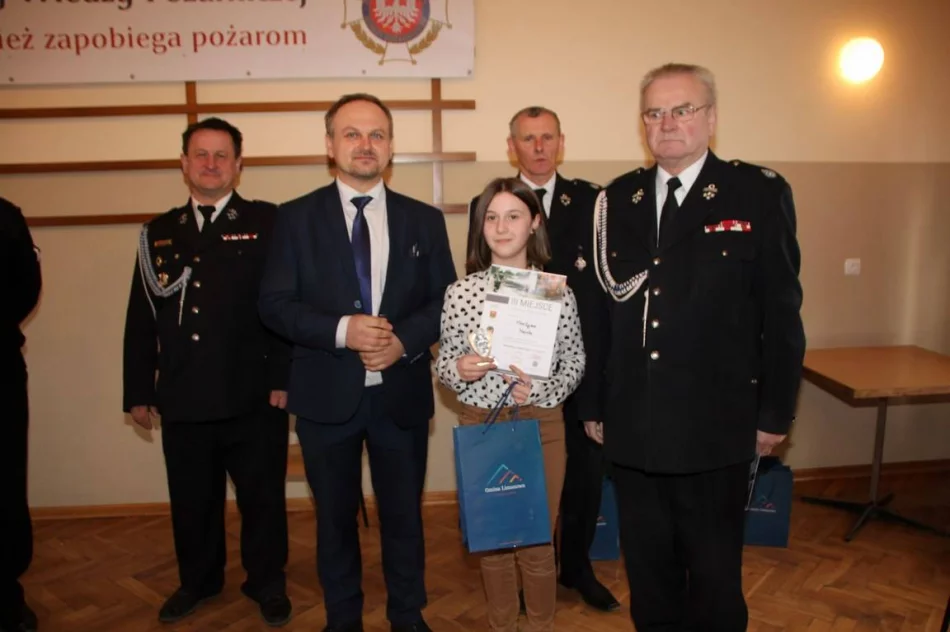 Gminny etap konkursu "Młodzież zapobiega pożarom" 2019 - zdjęcie 8