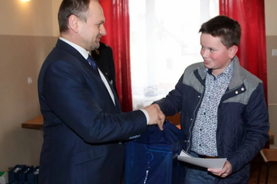 Gminny etap konkursu "Młodzież zapobiega pożarom" 2019 - zdjęcie 10