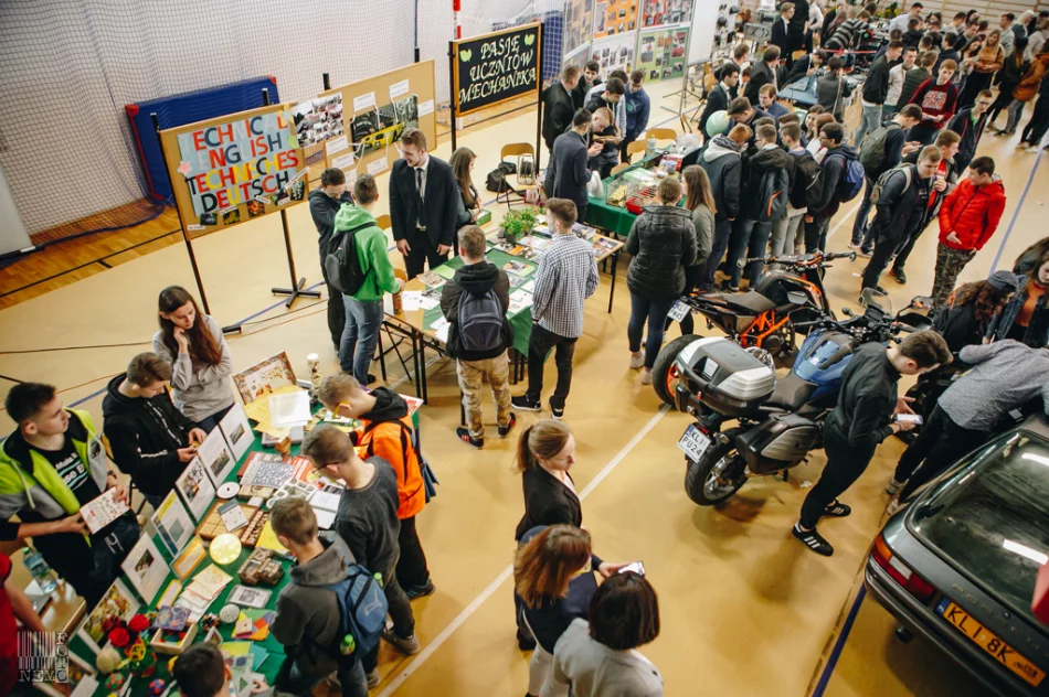 Powiatowe Targi Edukacyjne 2019 w ZSTiO - zdjęcie 2