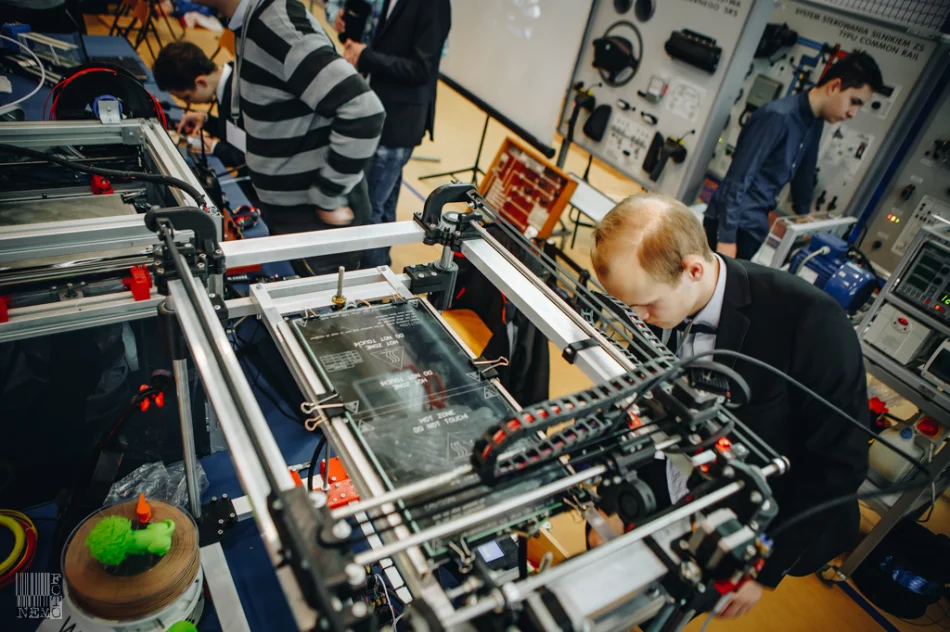 Powiatowe Targi Edukacyjne 2019 w ZSTiO - zdjęcie 18