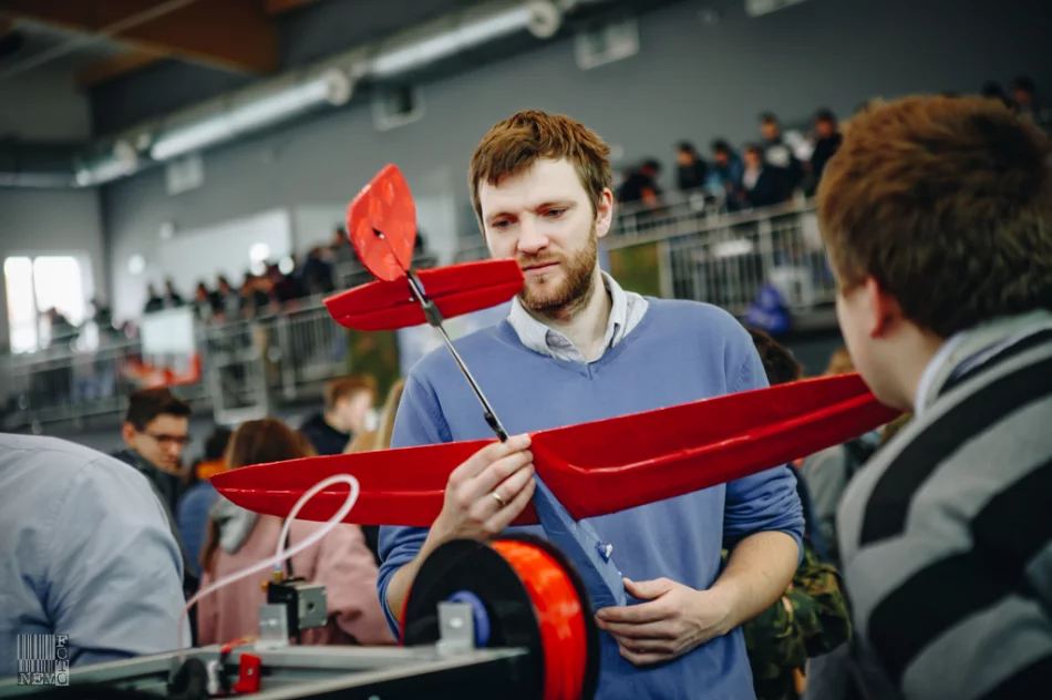 Powiatowe Targi Edukacyjne 2019 w ZSTiO - zdjęcie 20