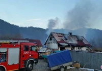 W Maszkowicach znów ogień. Ostatnia tragedia nikogo nic nie nauczyła? - zdjęcie główne