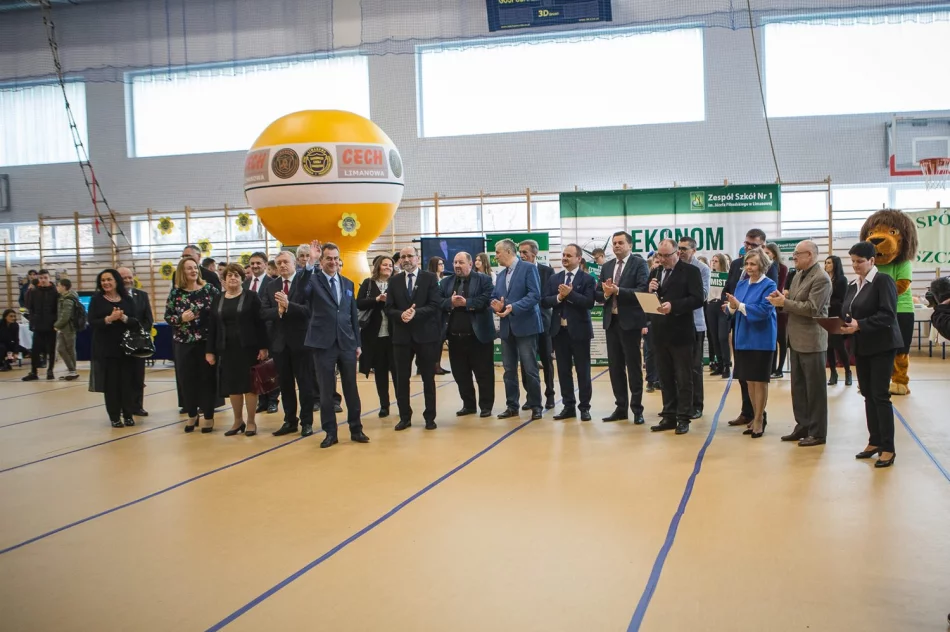 Otwarto przebudowane za blisko 2 mln zł warsztaty  - zdjęcie 7