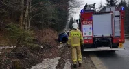 Samochód wpadł do rowu - zdjęcie 5