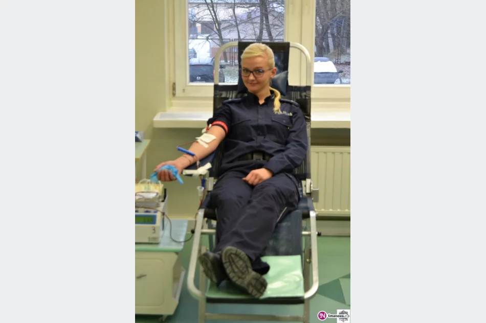 Mundurowi zebrali 10 litrów krwi i już planują kolejne akcje - zdjęcie 2