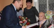 Pani Stanisława obchodziła 100. urodziny - zdjęcie 3