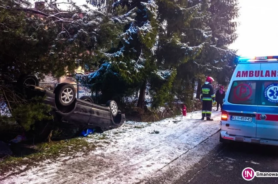22-latka w Volkswagenie wypadła z drogi i dachowała - zdjęcie 3