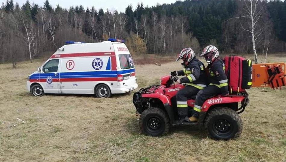 Motocyklista jeżdżąc po lesie na zboczu góry złamał nogę, Z pomocą przyszły służby - zdjęcie 1