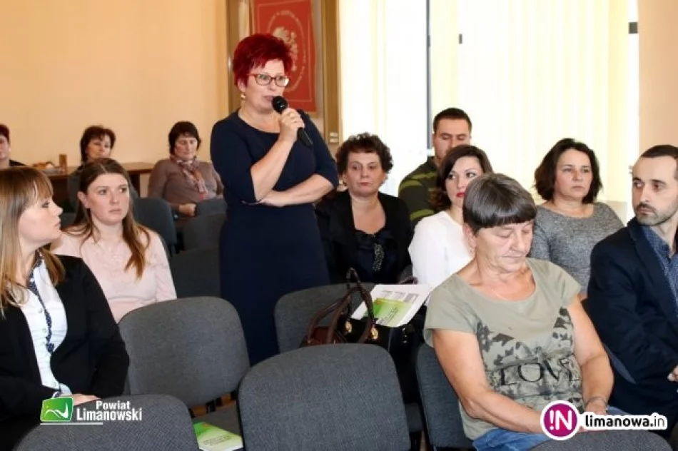 Dyskutowali o kierunkach rozwoju pomocy społecznej - zdjęcie 3