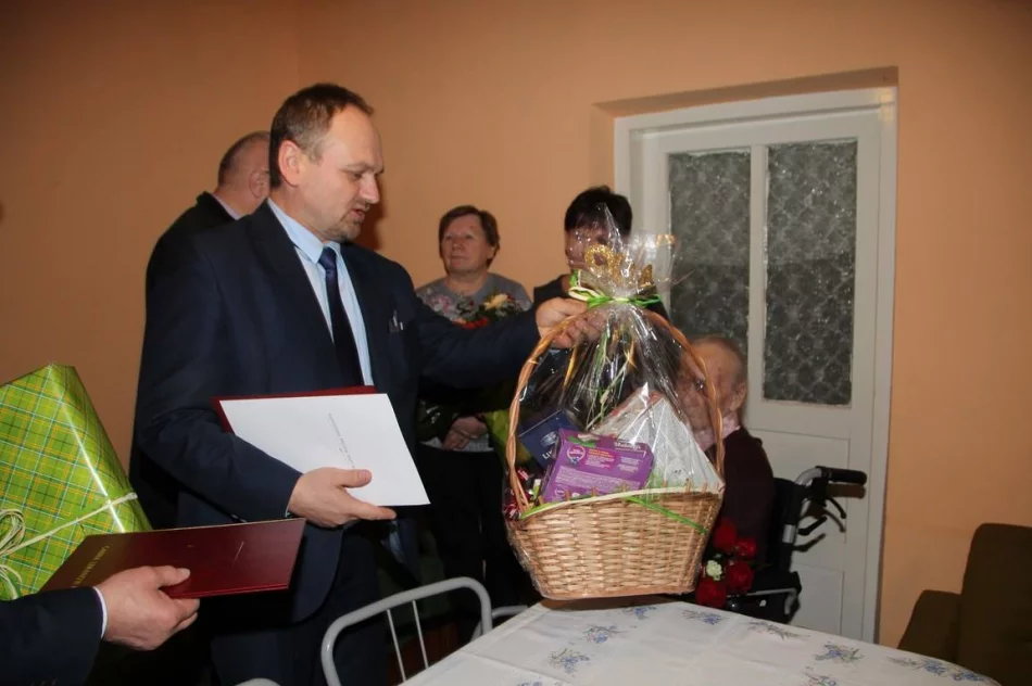 Setne urodziny pani Stanisławy Kaczmarczyk - zdjęcie 3