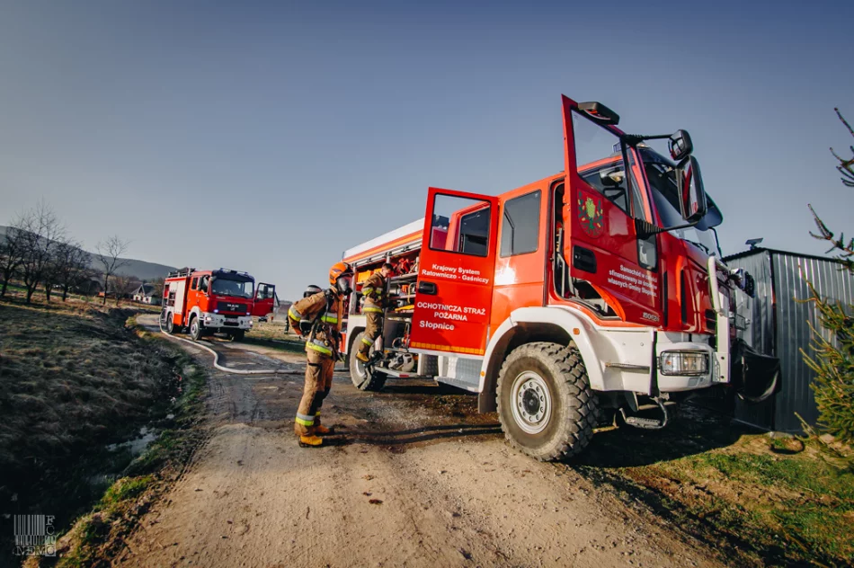 Budynek gospodarczy spłonął doszczętnie wraz z wyposażeniem - zdjęcie 8