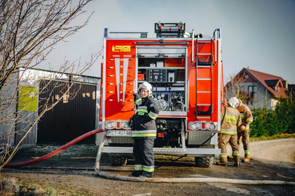 Budynek gospodarczy spłonął doszczętnie wraz z wyposażeniem - zdjęcie 12