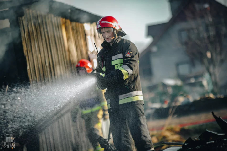 Budynek gospodarczy spłonął doszczętnie wraz z wyposażeniem - zdjęcie 18