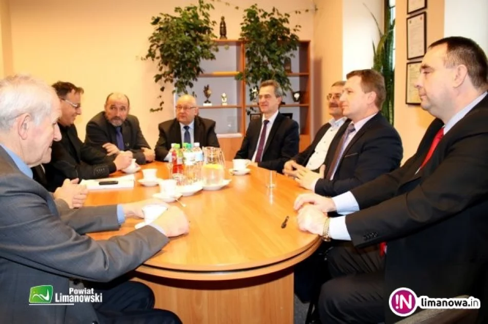 Beczkowozy przekazane pięciu gminom - zdjęcie 3