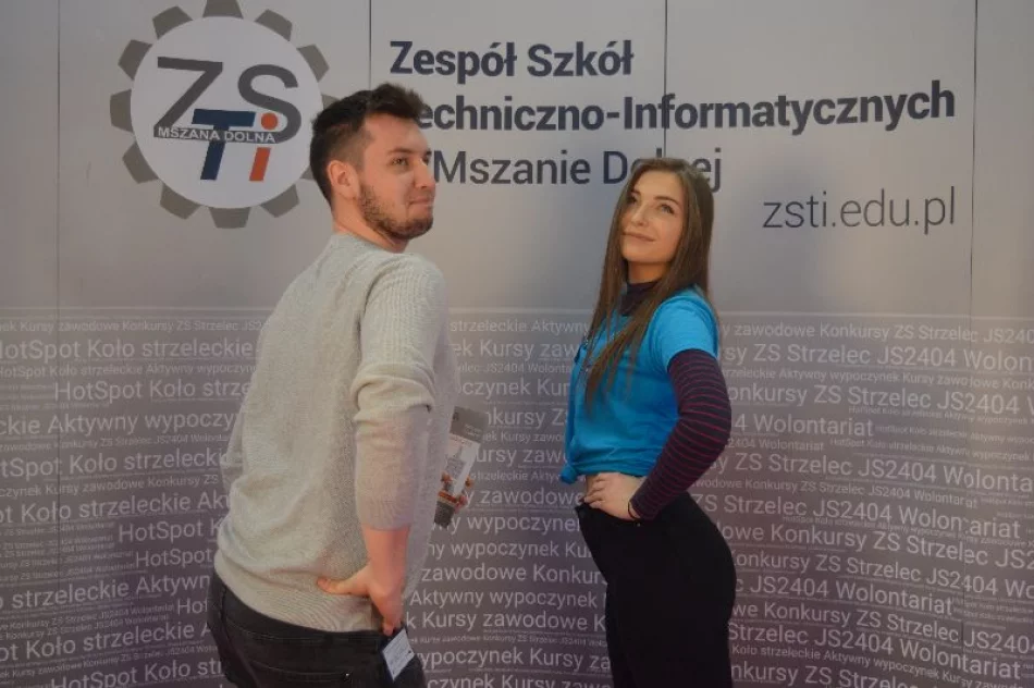 Kolejny sukces ZSTI na krakowskich targach edukacyjnych - zdjęcie 9