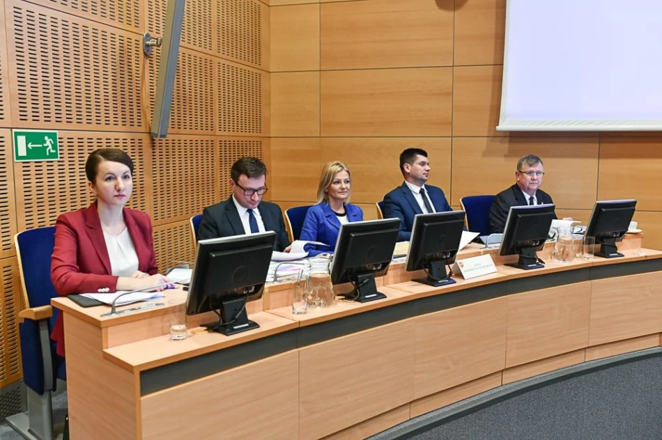 VII sesja Sejmiku Województwa Małopolskiego - zdjęcie 5