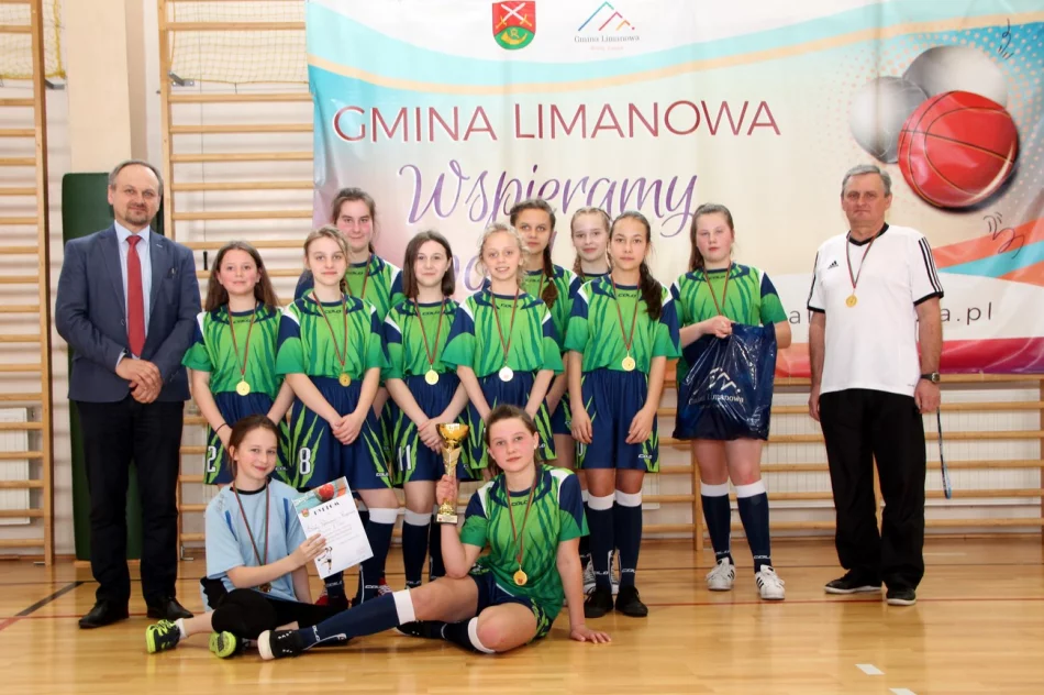 Rupniów znów najlepszy w piłce ręcznej - zdjęcie 4