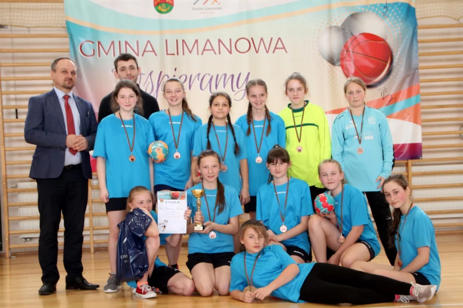 Rupniów znów najlepszy w piłce ręcznej - zdjęcie 5