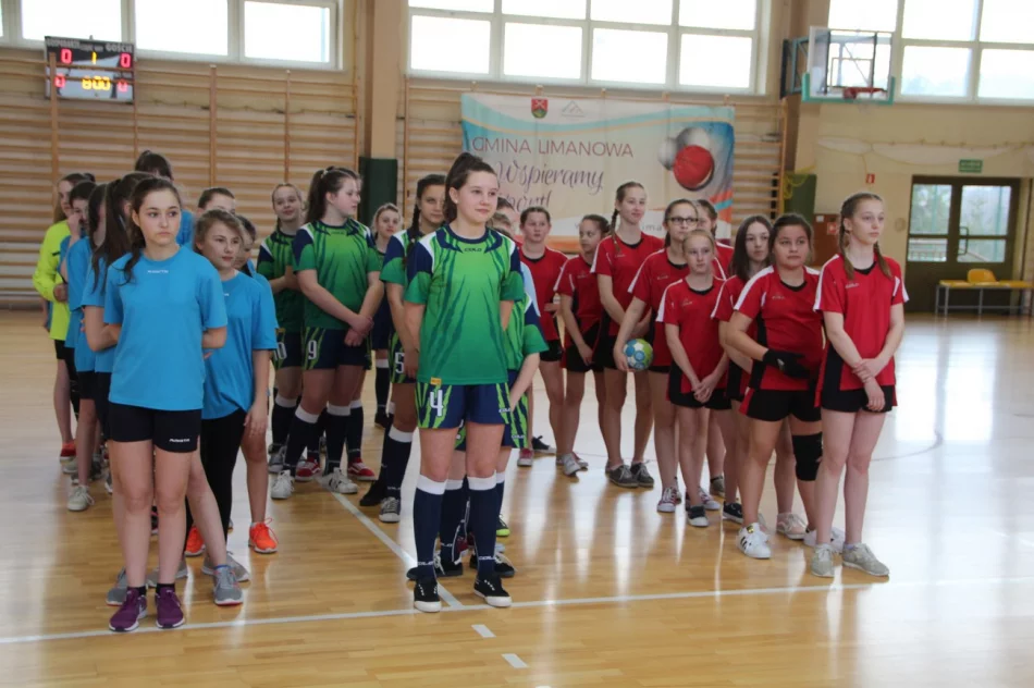 Rupniów znów najlepszy w piłce ręcznej - zdjęcie 9