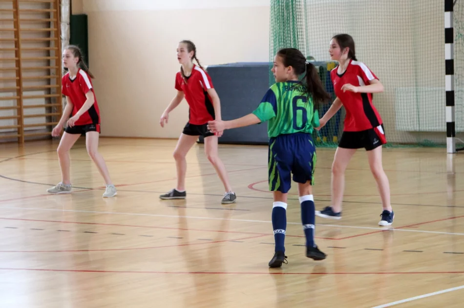 Rupniów znów najlepszy w piłce ręcznej - zdjęcie 12