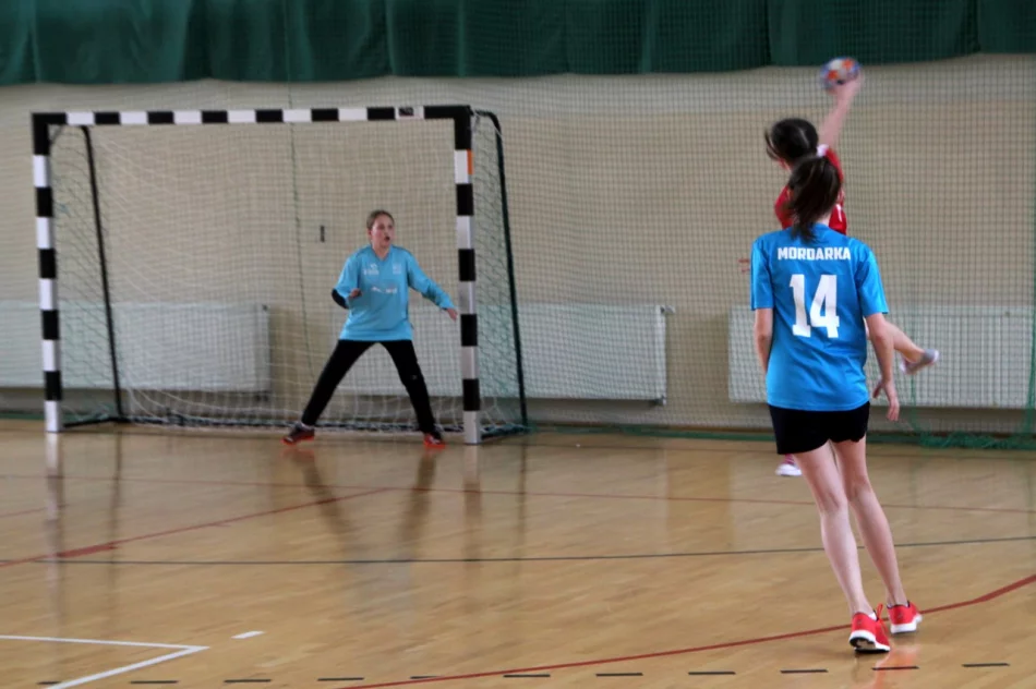 Rupniów znów najlepszy w piłce ręcznej - zdjęcie 18