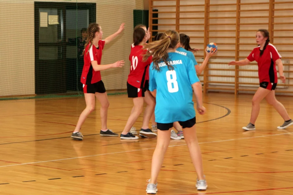 Rupniów znów najlepszy w piłce ręcznej - zdjęcie 20