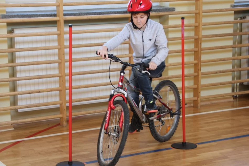 Gminne eliminacje Turnieju Wiedzy o Bezpieczeństwie w Ruchu Drogowym - zdjęcie 8