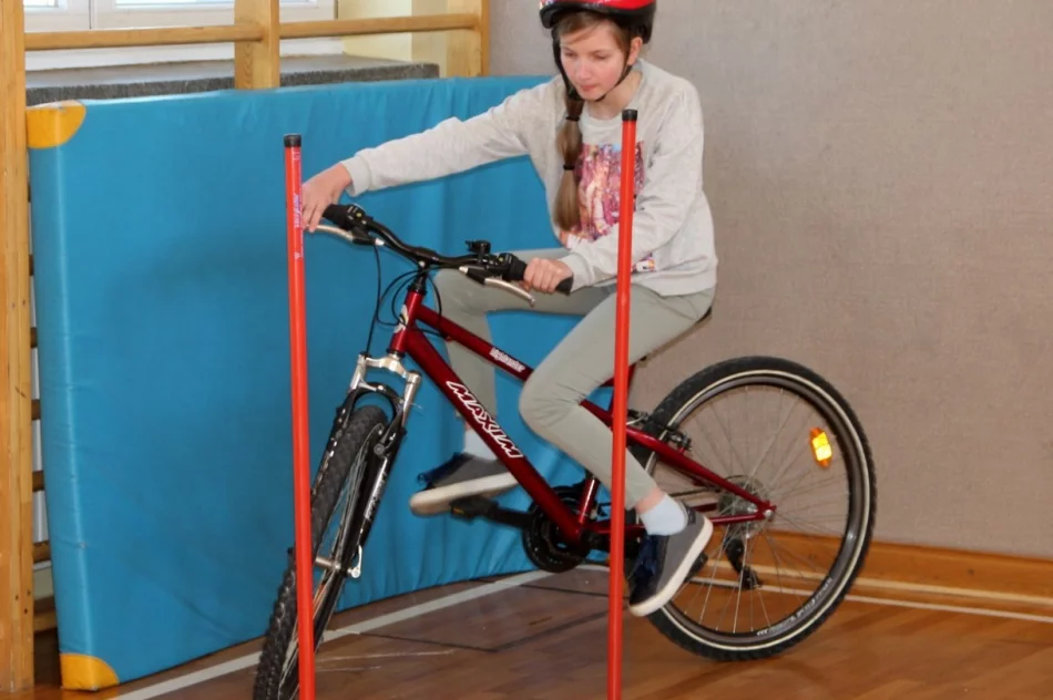 Gminne eliminacje Turnieju Wiedzy o Bezpieczeństwie w Ruchu Drogowym - zdjęcie 17