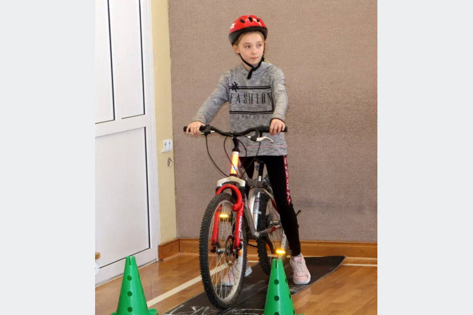 Gminne eliminacje Turnieju Wiedzy o Bezpieczeństwie w Ruchu Drogowym - zdjęcie 18