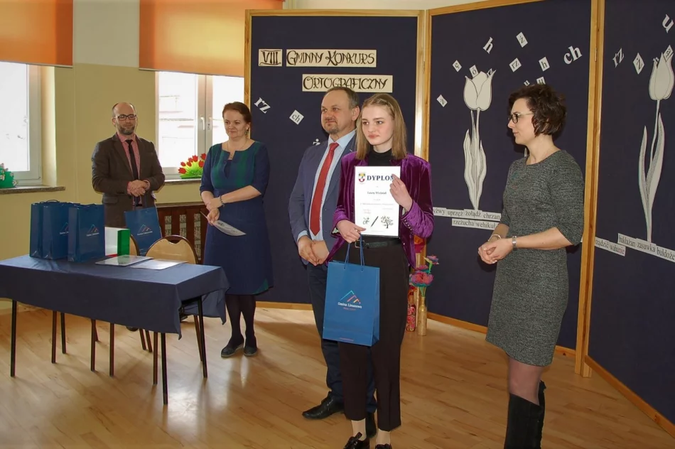 VIII Gminny Konkurs Ortograficzny w Pisarzowej - zdjęcie 6