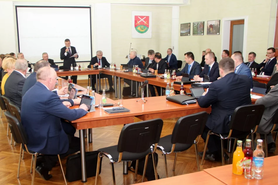 Informacja o V sesji Rady Gminy Limanowa - zdjęcie 3