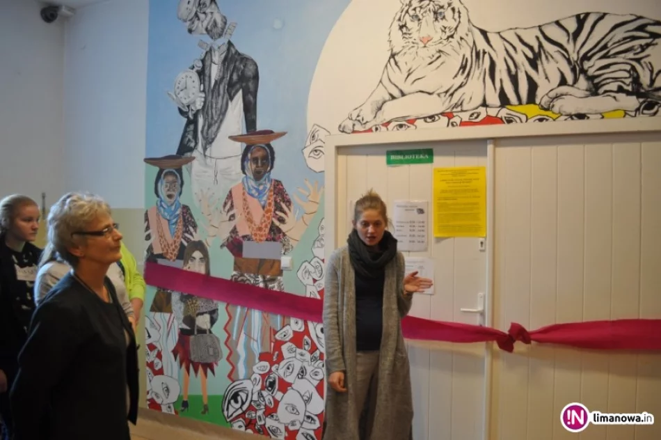 Wykonali mural w swojej szkole - zdjęcie 3