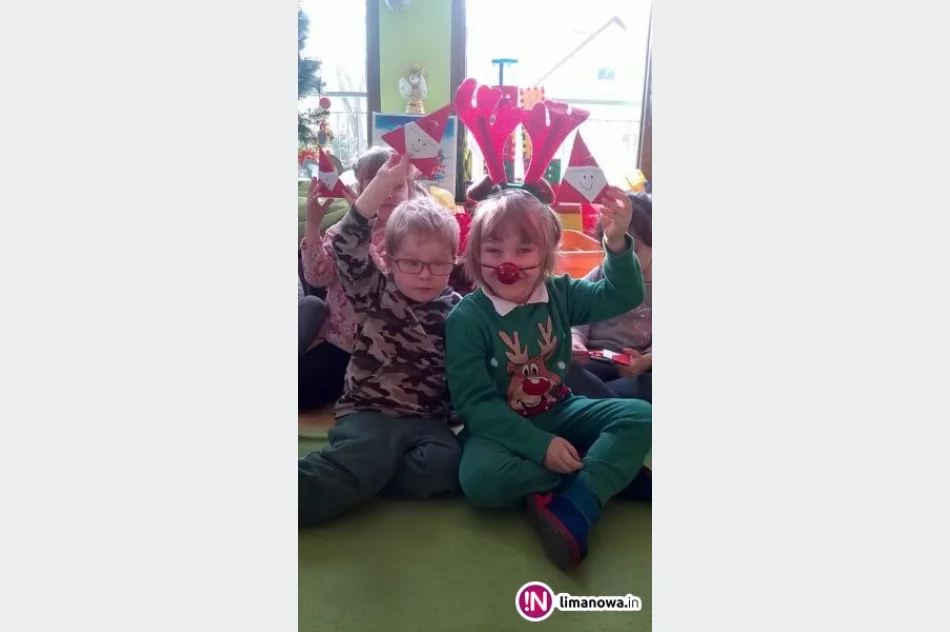 Uczniowie zadbali o prezenty dla przedszkolaków - zdjęcie 4