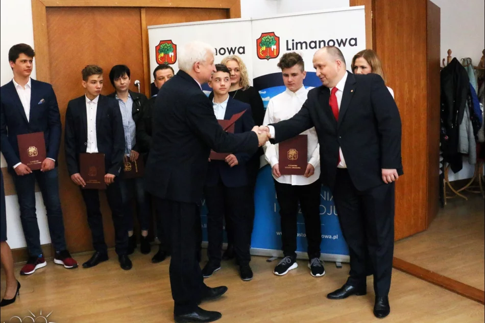 MIASTO DOCENIŁO SPORTOWCÓW - zdjęcie 5