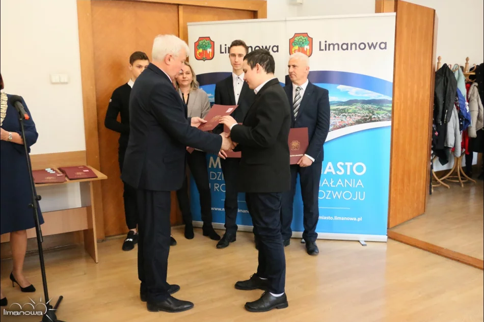 MIASTO DOCENIŁO SPORTOWCÓW - zdjęcie 11