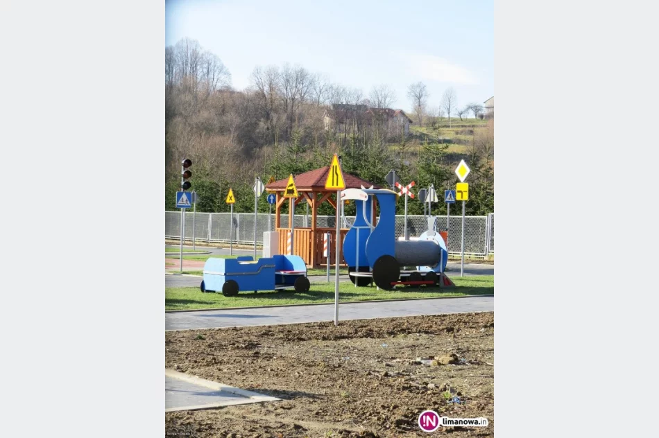 Rowerowe miasteczko już gotowe, zostanie otwarte na wiosnę - zdjęcie 3