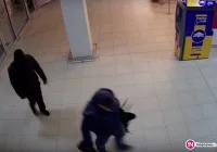 Rozpoznajesz sprawców włamania do kantoru? Czeka nagroda (wideo) - zdjęcie główne